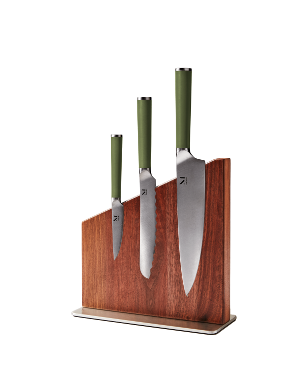 The Knives + Stand - Image 23